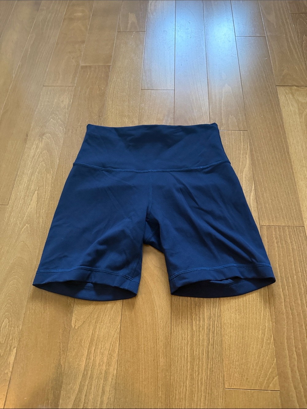 Lululemon High-Waist Women's Active Shorts - Navy